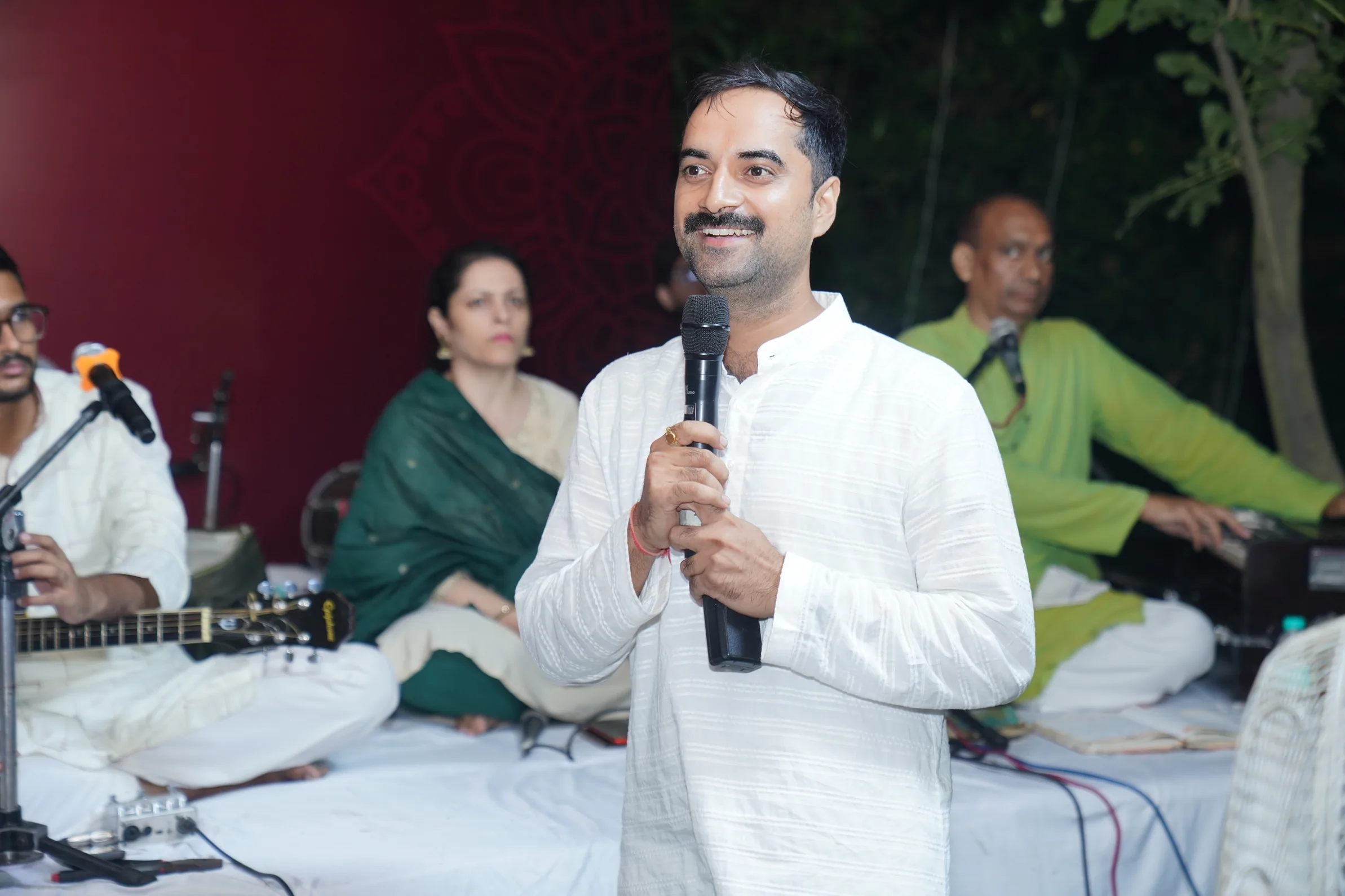 Sangha at Harivan Ashram